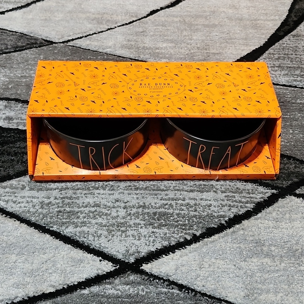 RAE DUNN ARTISAN COLLECTION BY MAGENTA 6" PET BOWLS TRICK & TREAT